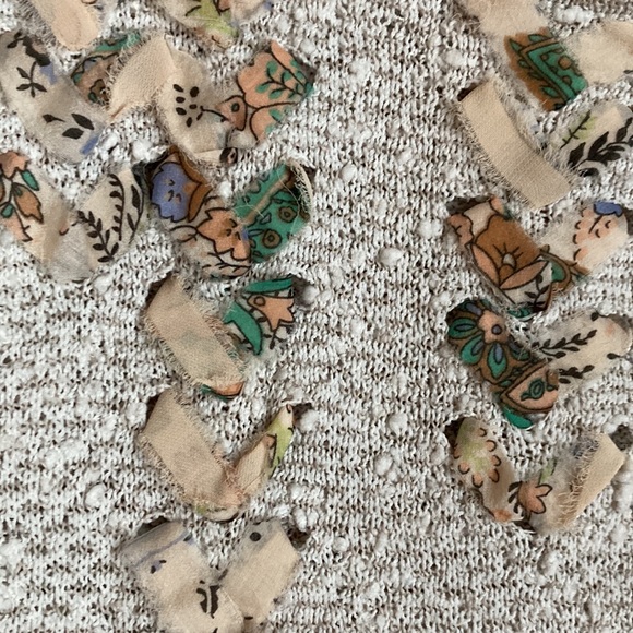 Akemi + Kin sweater - Picture 4 of 8